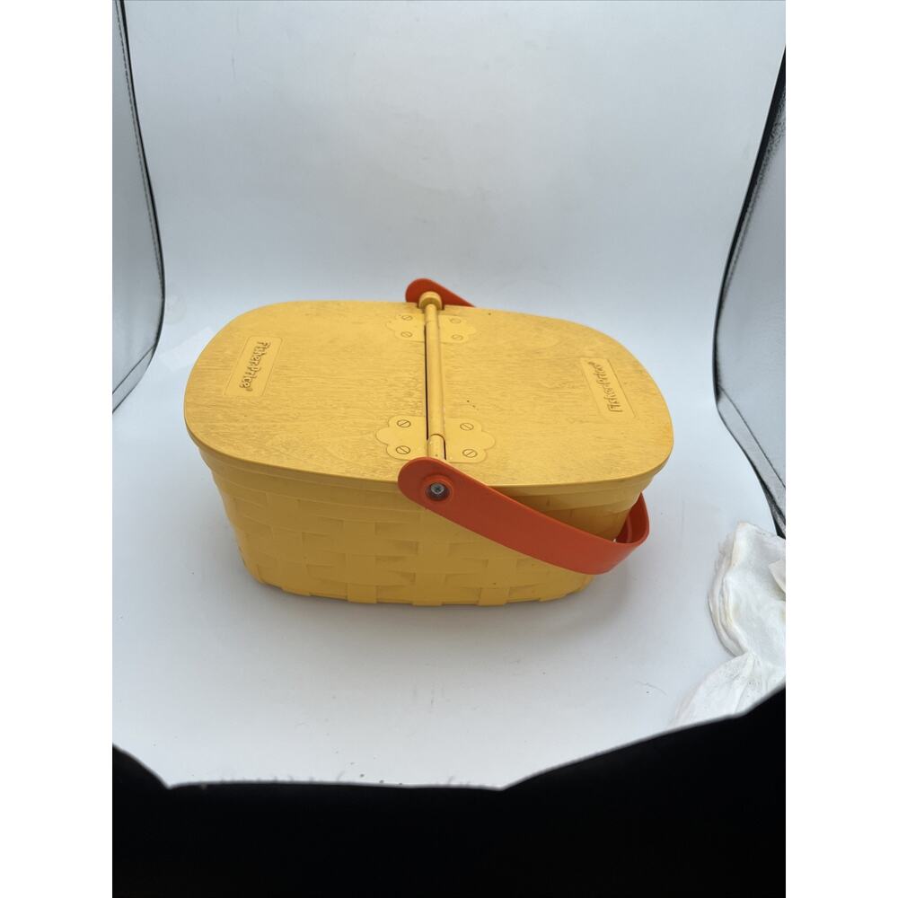 VINTAGE FISHER PRICE 1988 FUN WITH FOOD PICNIC BASKET
